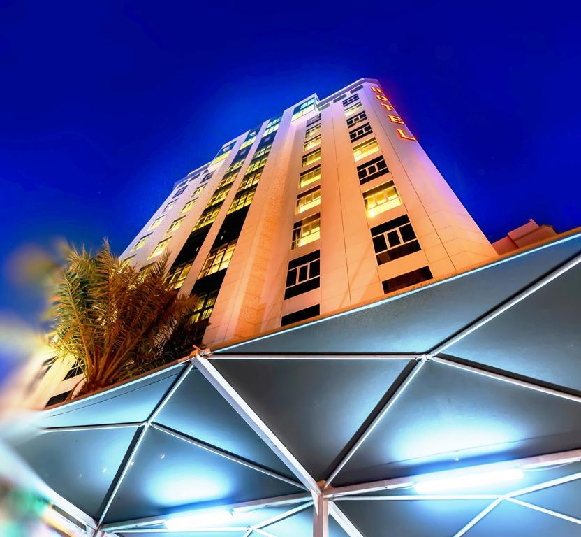 Bravo Royal Hotel Suites Koeweit Buitenkant foto
