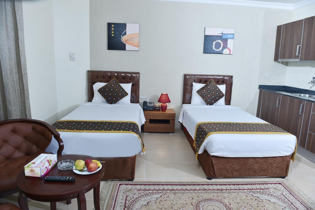 Bravo Royal Hotel Suites Koeweit Buitenkant foto