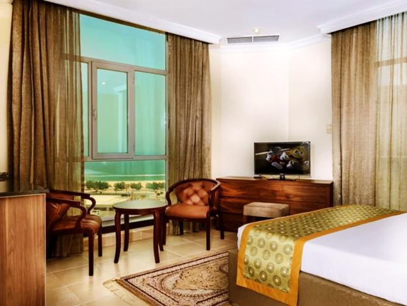 Bravo Royal Hotel Suites Koeweit Buitenkant foto