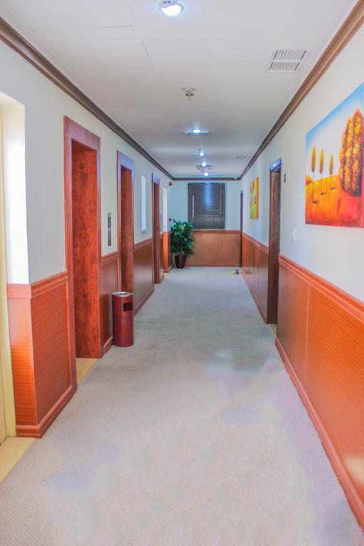 Bravo Royal Hotel Suites Koeweit Buitenkant foto