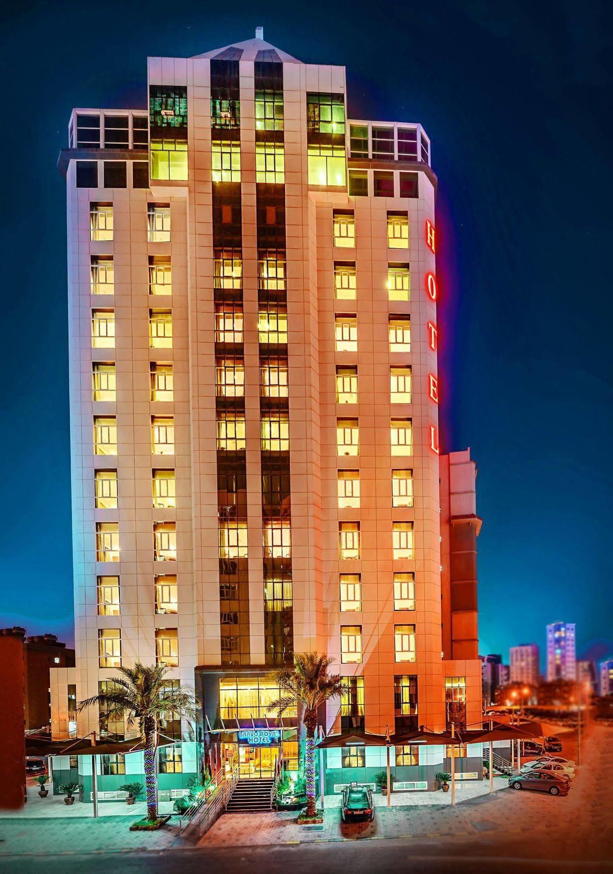 Bravo Royal Hotel Suites Koeweit Buitenkant foto