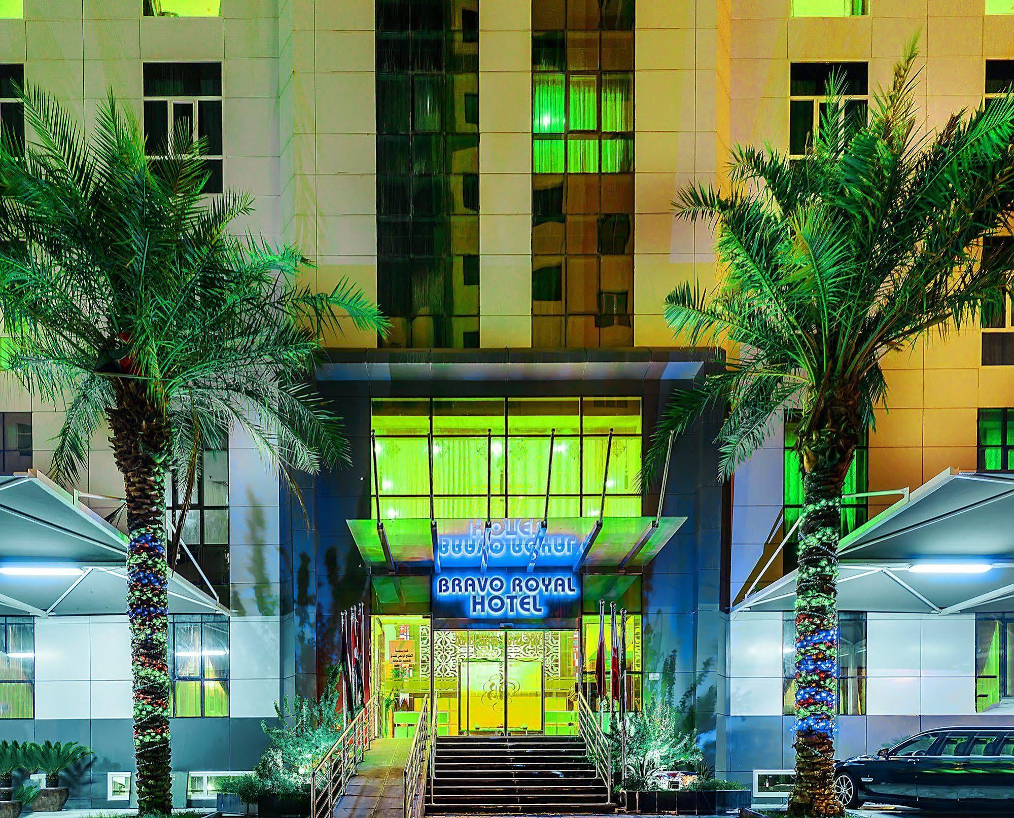 Bravo Royal Hotel Suites Koeweit Buitenkant foto